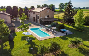Casa delle Noci country house, pool & SPA Modena